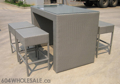 The Sachilotto - Bar Table with 4 barstools